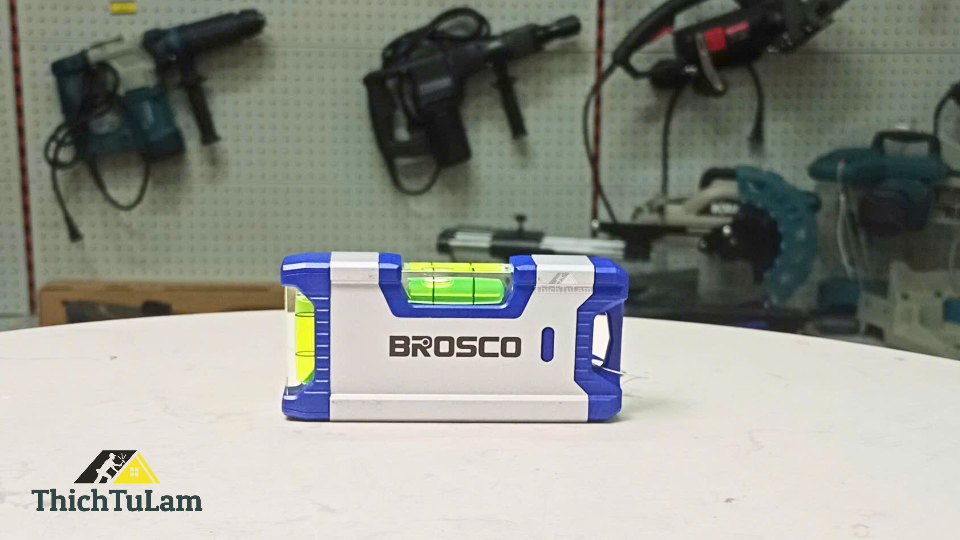 Thước thủy nhôm có từ kích thước 110mm Brosco BR534110