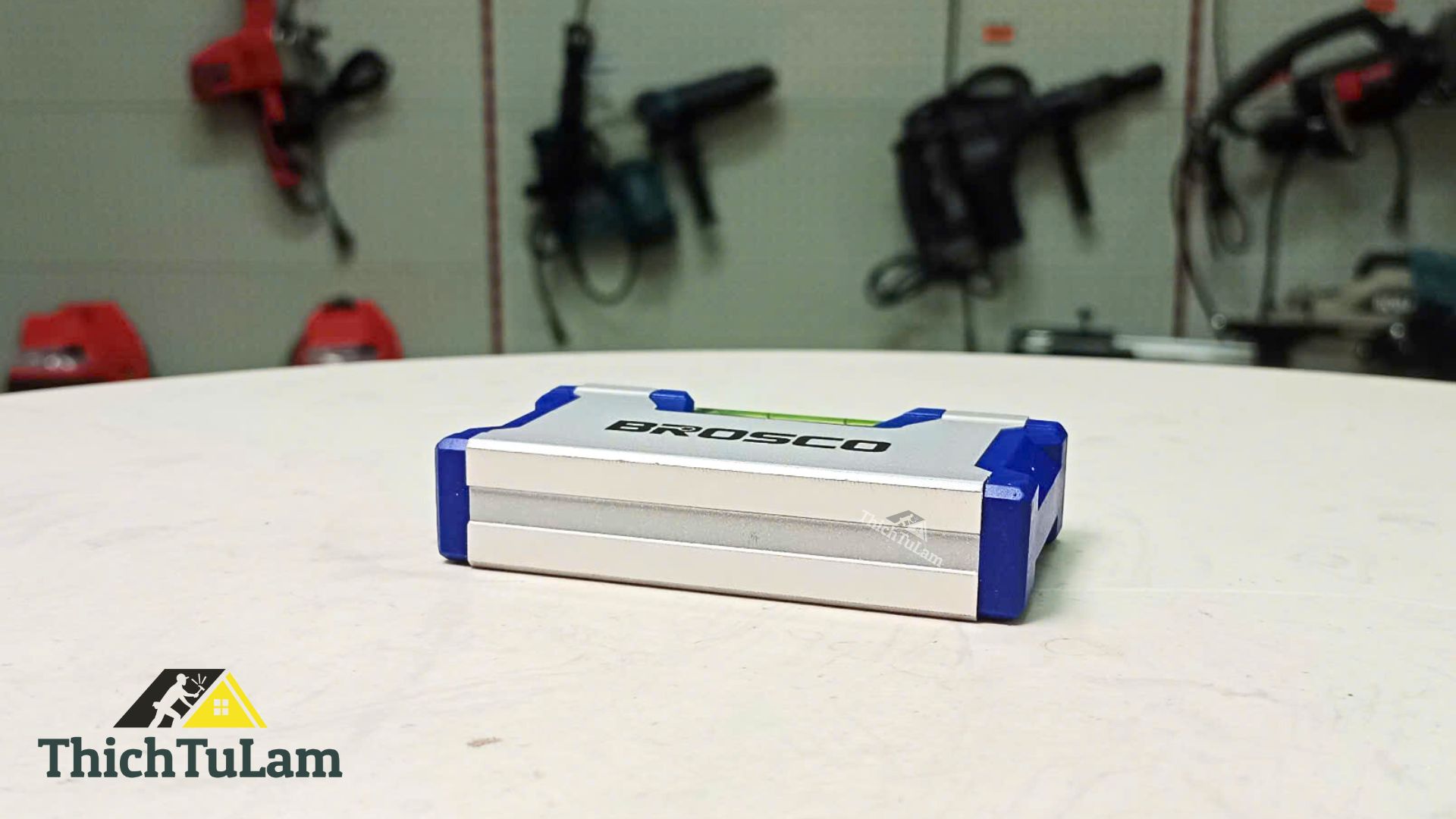 Thước thủy nhôm có từ kích thước 90mm Brosco BR532090