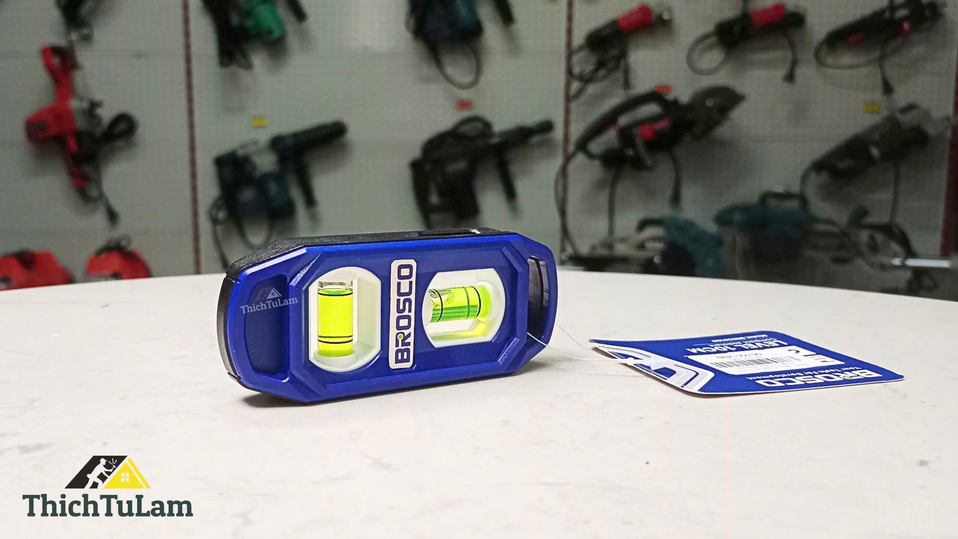 Thước thủy nhựa có từ kích thước 100mm Brosco BR530100