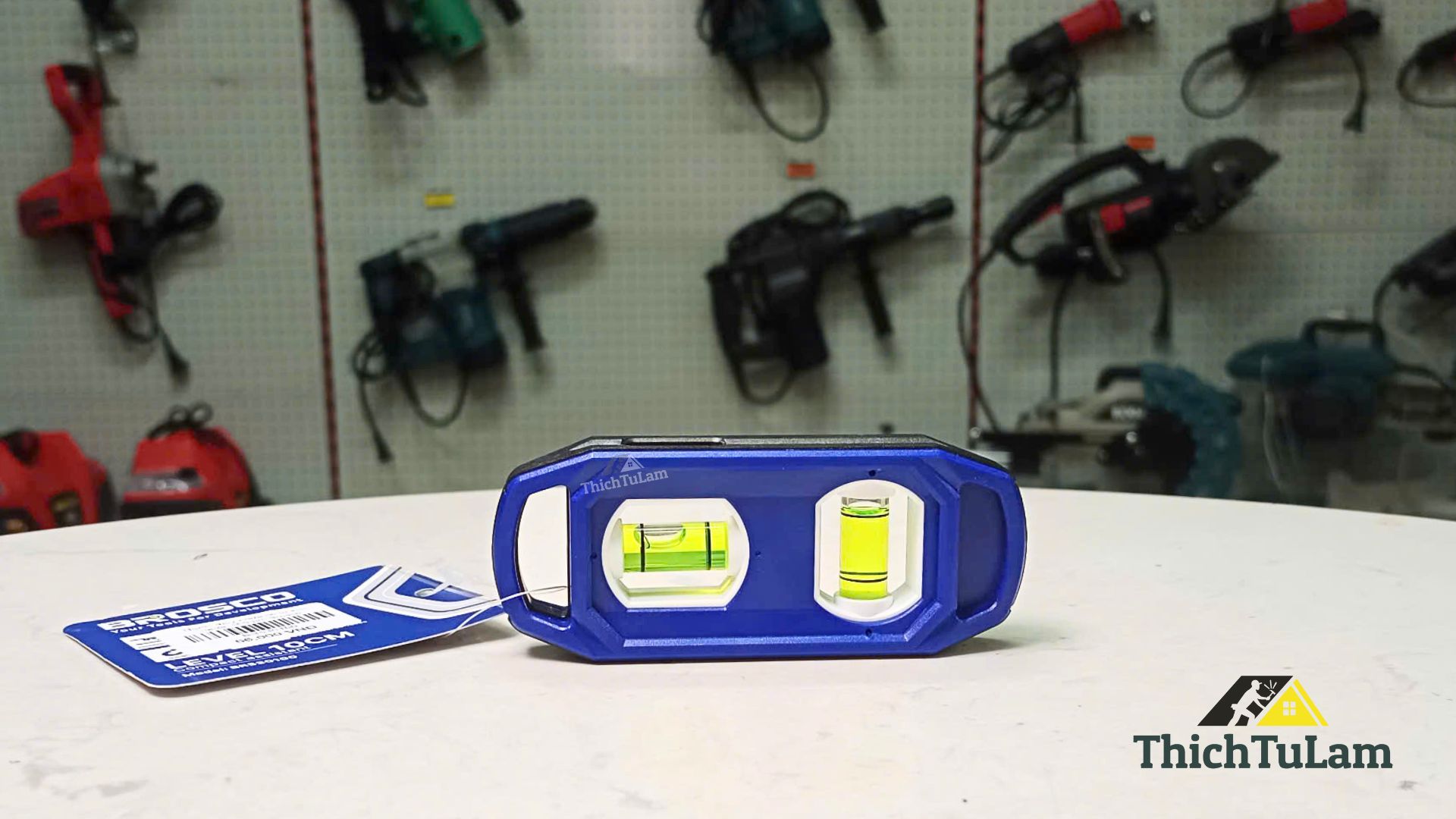 Thước thủy nhựa có từ kích thước 100mm Brosco BR530100