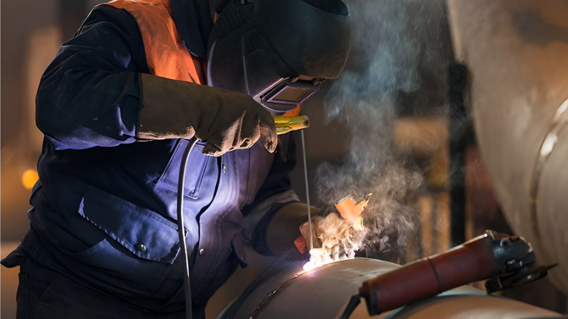 Tiện ích và tính năng đặc biệt của máy hàn mig