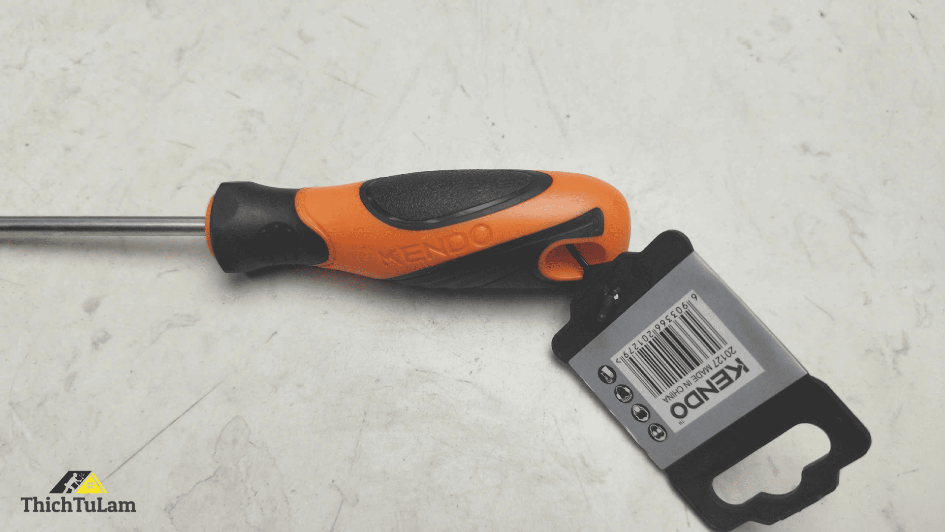 Tua vít bake bằng thép Cr-V tay cầm bọc cao su PH1x150mm Kendo 20127