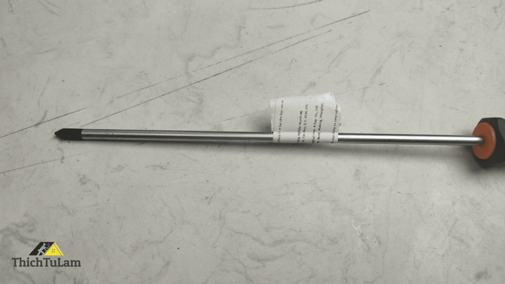 Tua vít bake bằng thép Cr-V tay cầm bọc cao su PH1x200mm Kendo 20128