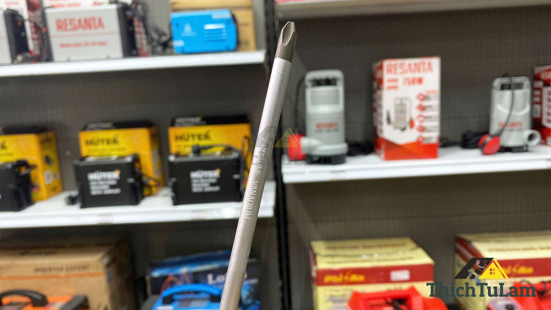 Tua vít bake bằng thép Cr-V tay cầm bọc cao su PH3x150mm Kendo 20136