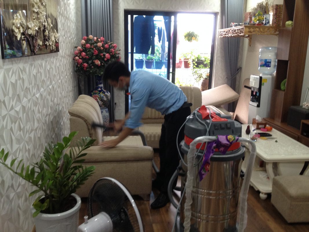 cơ sở giặt ghế sofa chuyên nghiệp giá rẻ tại quận hai bà trưng hà nội.