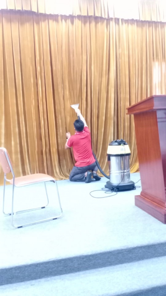 cơ sở giặt rèm cửa tại nhà giá rẻ tại quận long biên hn.jpg