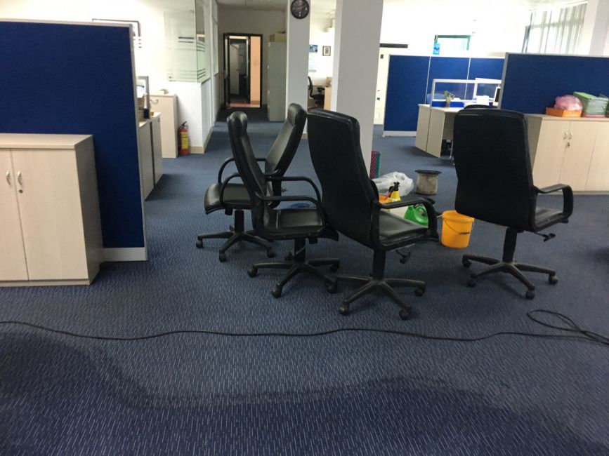 công ty giặt ghế văn phòng chuyên nghiệp giá rẻ tại quận nam từ liêm hà nội.