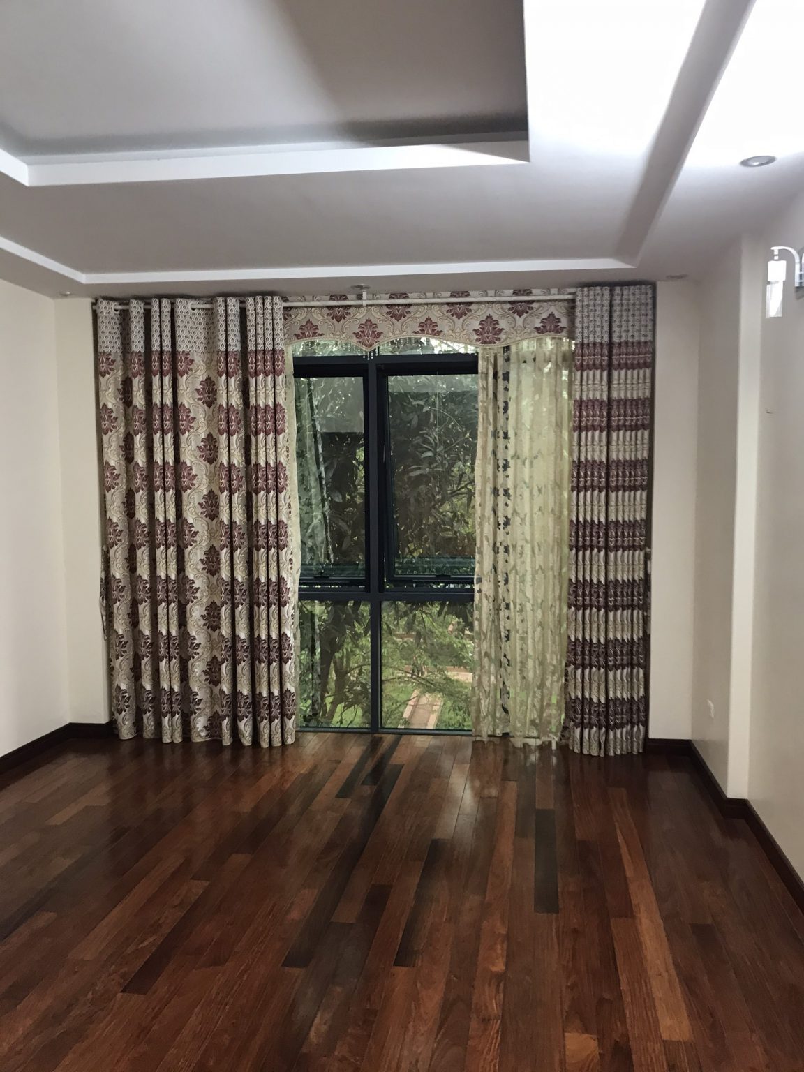 công ty giặt rèm cửa (màn cửa) giá rẻ chuyên nghiệp tại quận hoàng mai hn.jpg