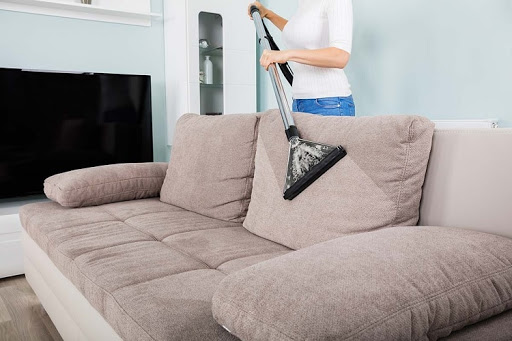 dịch vụ giặt ghế sofa chuyên nghiệp giá rẻ tại vạn bảo ba đình hà nội.