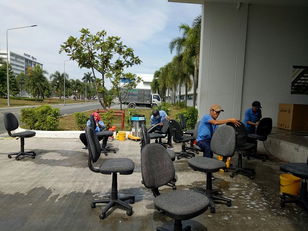 dịch vụ giặt ghế văn phòng chuyên nghiệp giá rẻ tại lê hồng phong ba đình hà nội.