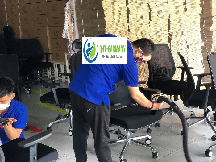 dịch vụ giặt ghế văn phòng chuyên nghiệp giá rẻ tại phạm huy thông ba đình hà nội.