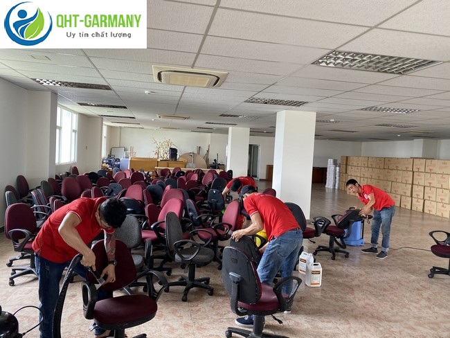 dịch vụ giặt ghế văn phòng uy tín giá rẻ tại quận tây hồ hà nội.