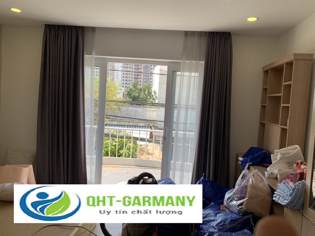 dịch vụ giặt rèm cửa tại nhà tại hà nội giá rẻ uy tín chuyên nghiệp.jpg