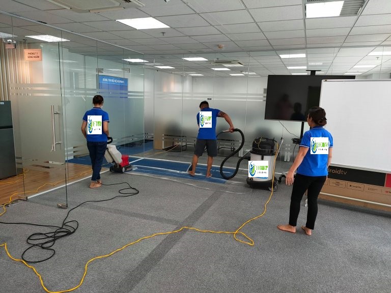 Dịch vụ giặt thảm ở phường Ô Chợ Dừa