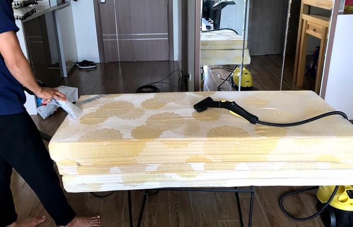 giặt đệm tại nhà chuyên nghiệp giá rẻ tại quận tây hồ hn.jpg