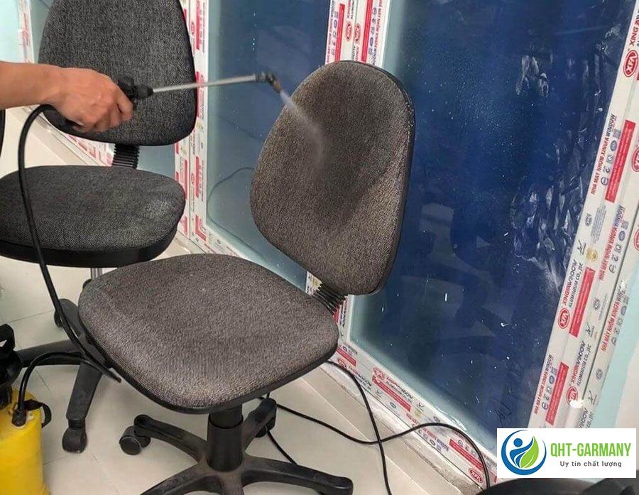 giặt ghế văn phòng chuyên nghiệp giá rẻ tại quận hai bà trưng hn.jpg