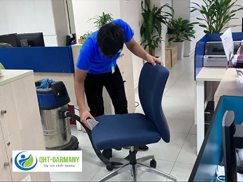 giặt ghế văn phòng giá rẻ tại quận hoàng mai.jpg
