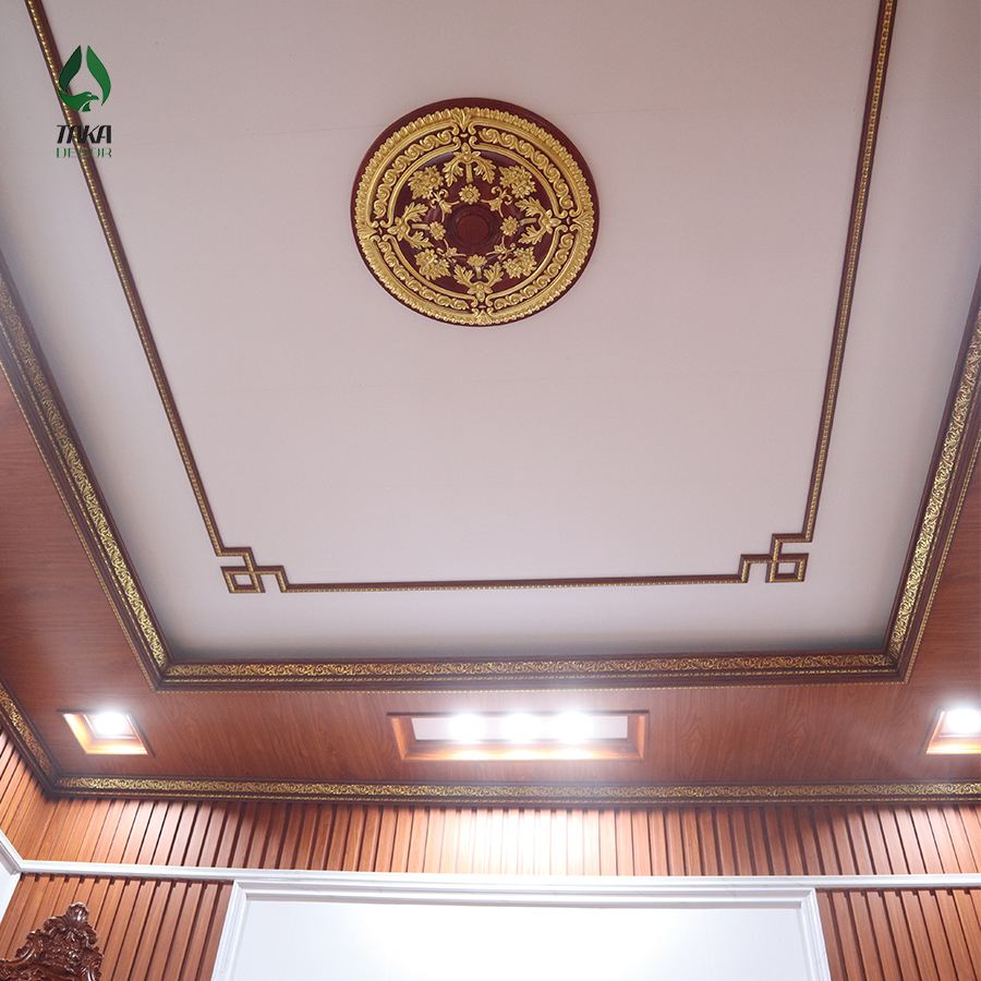 Mẫu Trần Nhựa Hai Cấp Cho Nhà Cũ