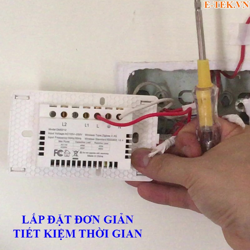 Lắp đặt công tắc thông minh zigbee tuya viền vàng âm tường