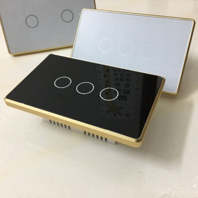 Công tắc thông minh tuya