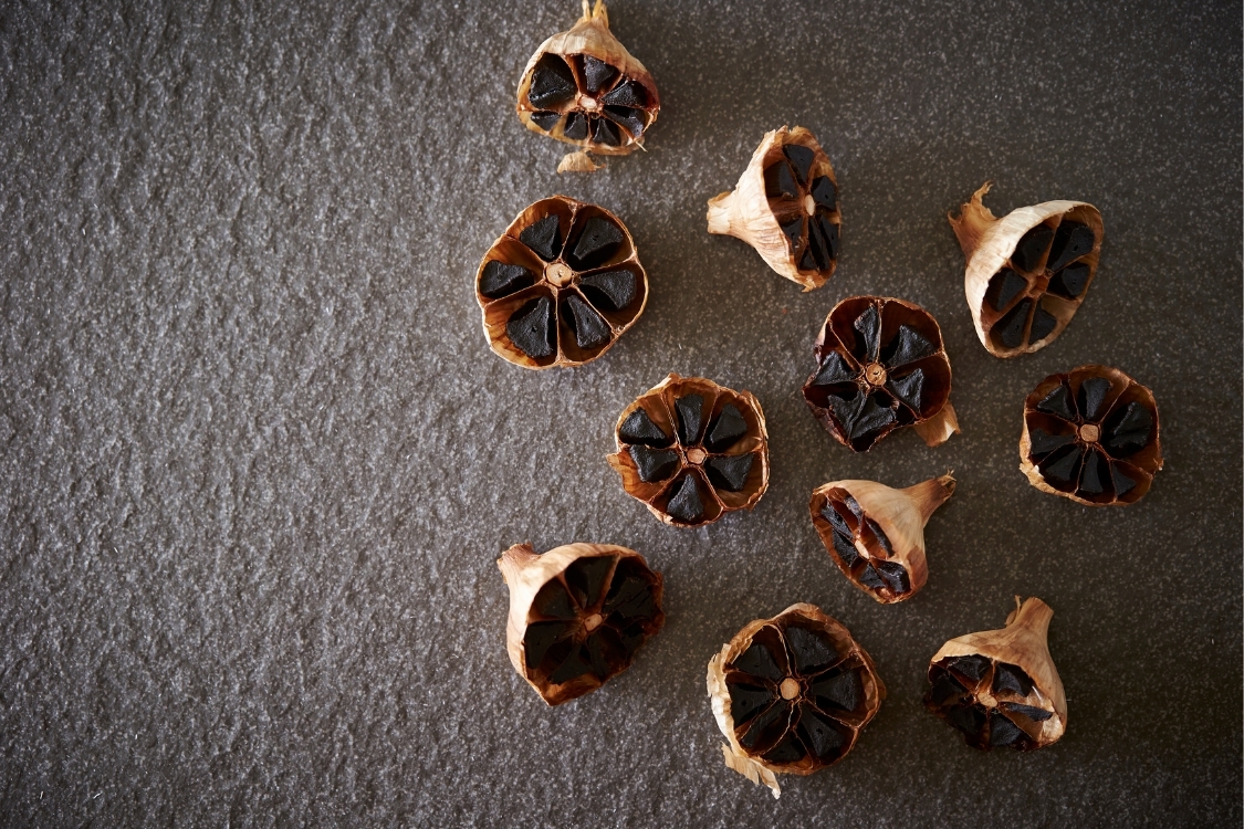 Ăn tỏi đen lúc nào trong ngày là tốt nhất?