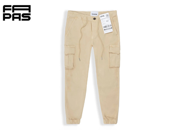 Quần jogger nam kem