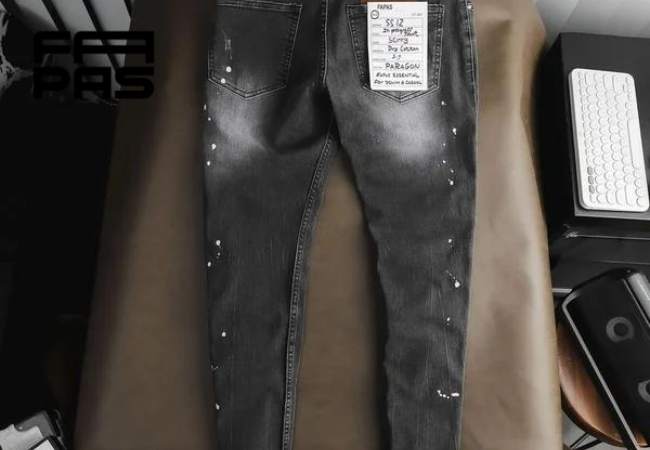Quần bò nam bó Narrow fit jean