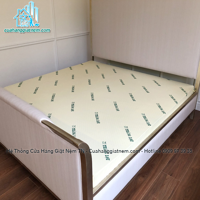 Áo bọc nệm 2 mặt vải thun trơn màu vàng kem kích thước theo yêu cầu