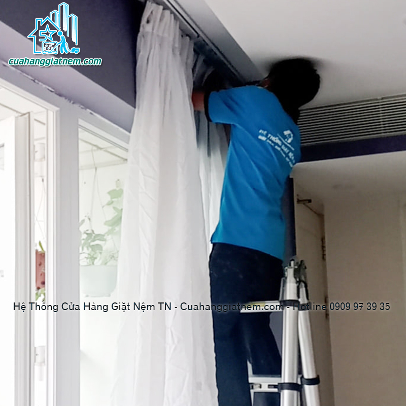 Giặt Rèm Cửa Tận Nhà Tháo Lắp Và Không Tháo Lắp Tận Nhà