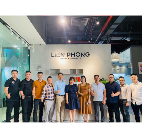 Công ty XNK Liên Phong gặp gỡ các nhà phân phối phía Bắc tại văn phòng Hà Nội