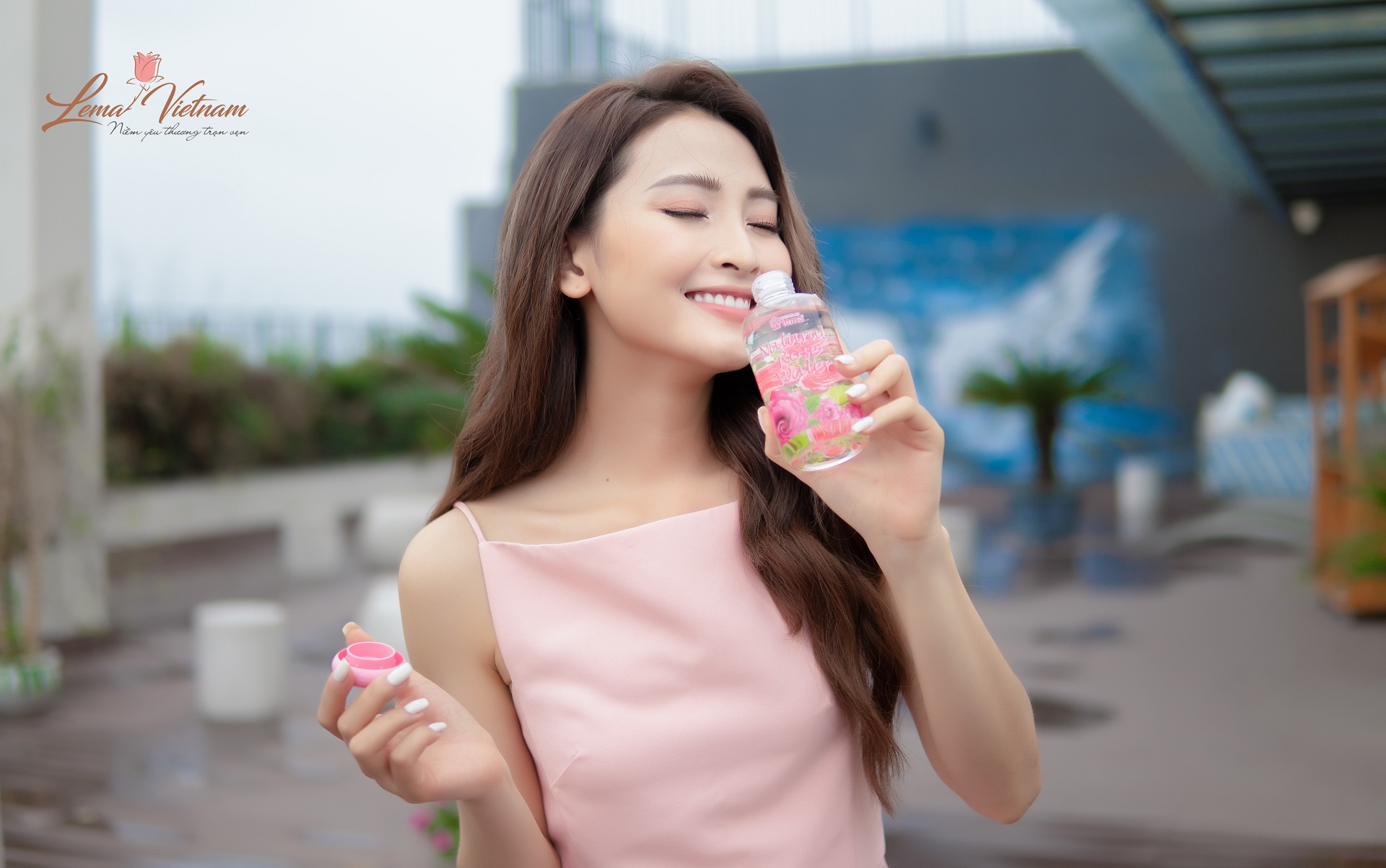 Nước hoa hồng nguyên chất, mc huyền trang mù tạt