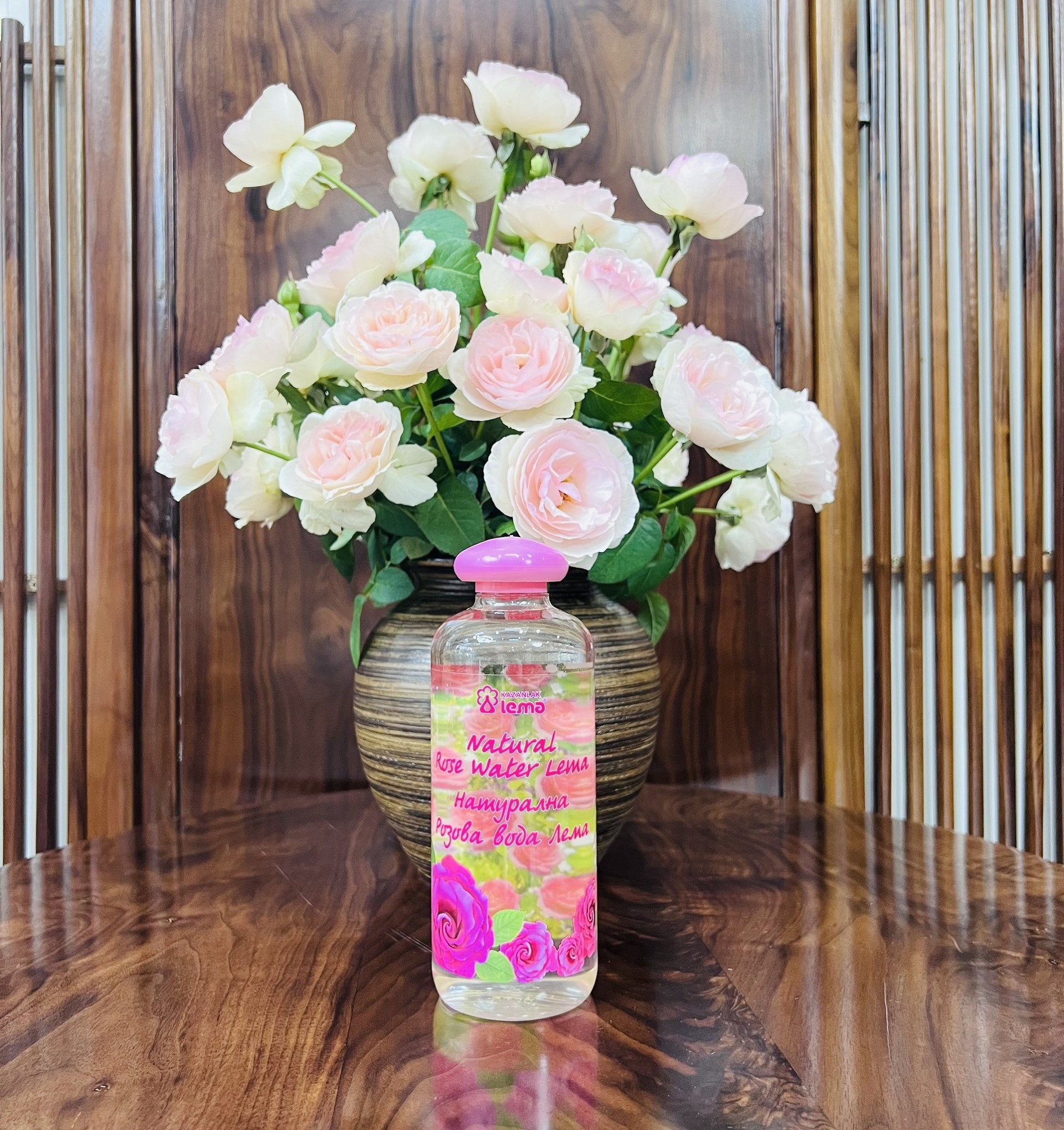 Nước hoa hồng tự nhiên