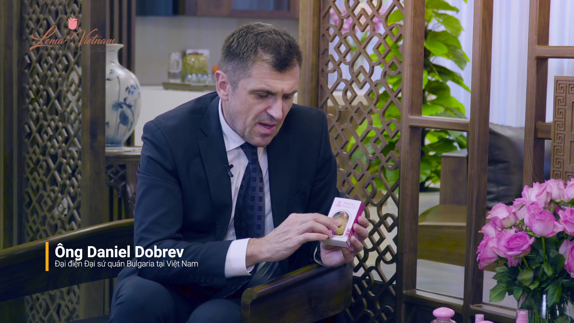 tinh dầu hoa hồng 100% nguyên chất