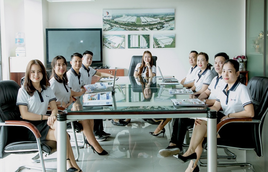 Để tránh mua phải hàng giả, hãy liên hệ với Phòng Tôn Thép Mỹ Việt để nhận báo giá chính xác nhất