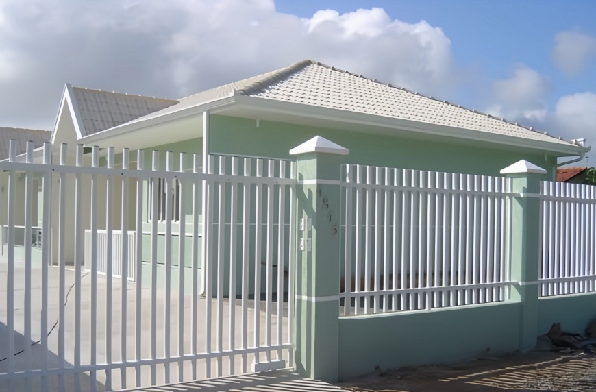 Có thể sơn màu lên thép hộp mạ kẽm Ecotole để làm hàng rào chắn