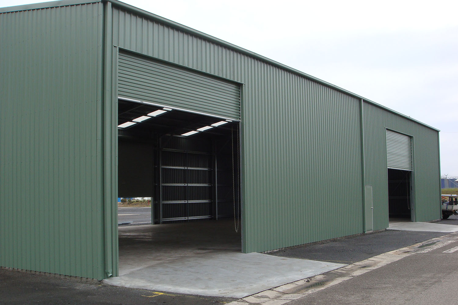 Ứng dụng trong công trình nhà kho công nghiệp