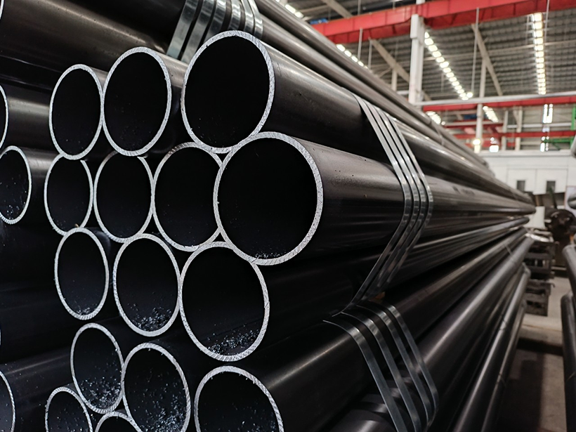 Ống thép tròn đen sử dụng trong hệ thống ống dẫn dầu