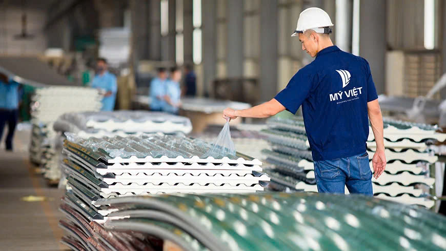 Ngoài việc kiểm tra sản phẩm, cũng cần bảo dưỡng khu vực bảo quản như vệ sinh sạch sẽ, tránh ẩm ướt hoặc nước đọng, giúp môi trường bảo quản luôn ở tình trạng tốt nhất