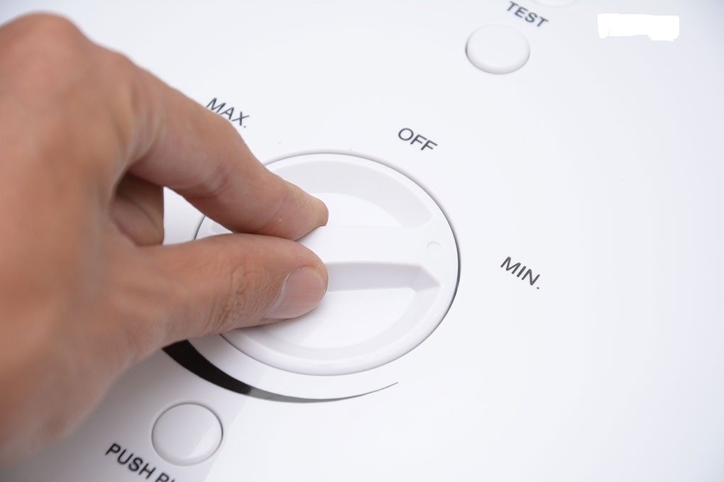 Núm vặn điều chỉnh nhiệt độ bình nóng lạnh