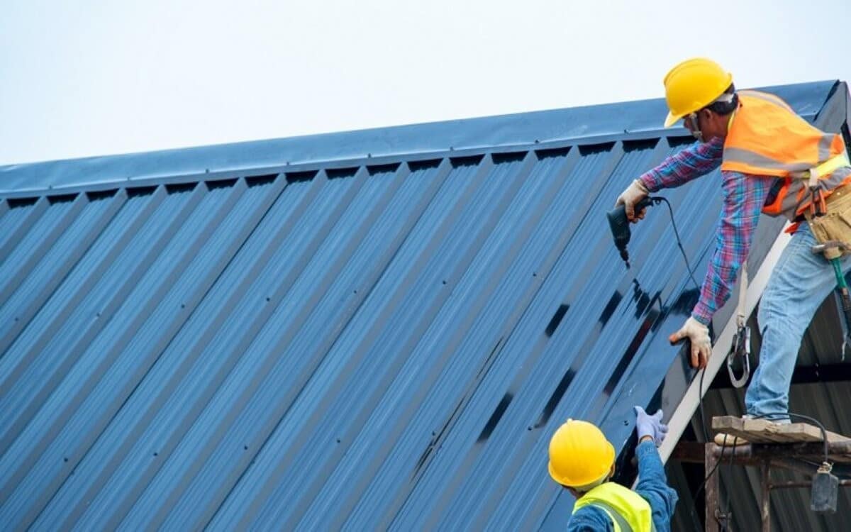 Lắp đặt tấm lợp mái tôn chống nóng