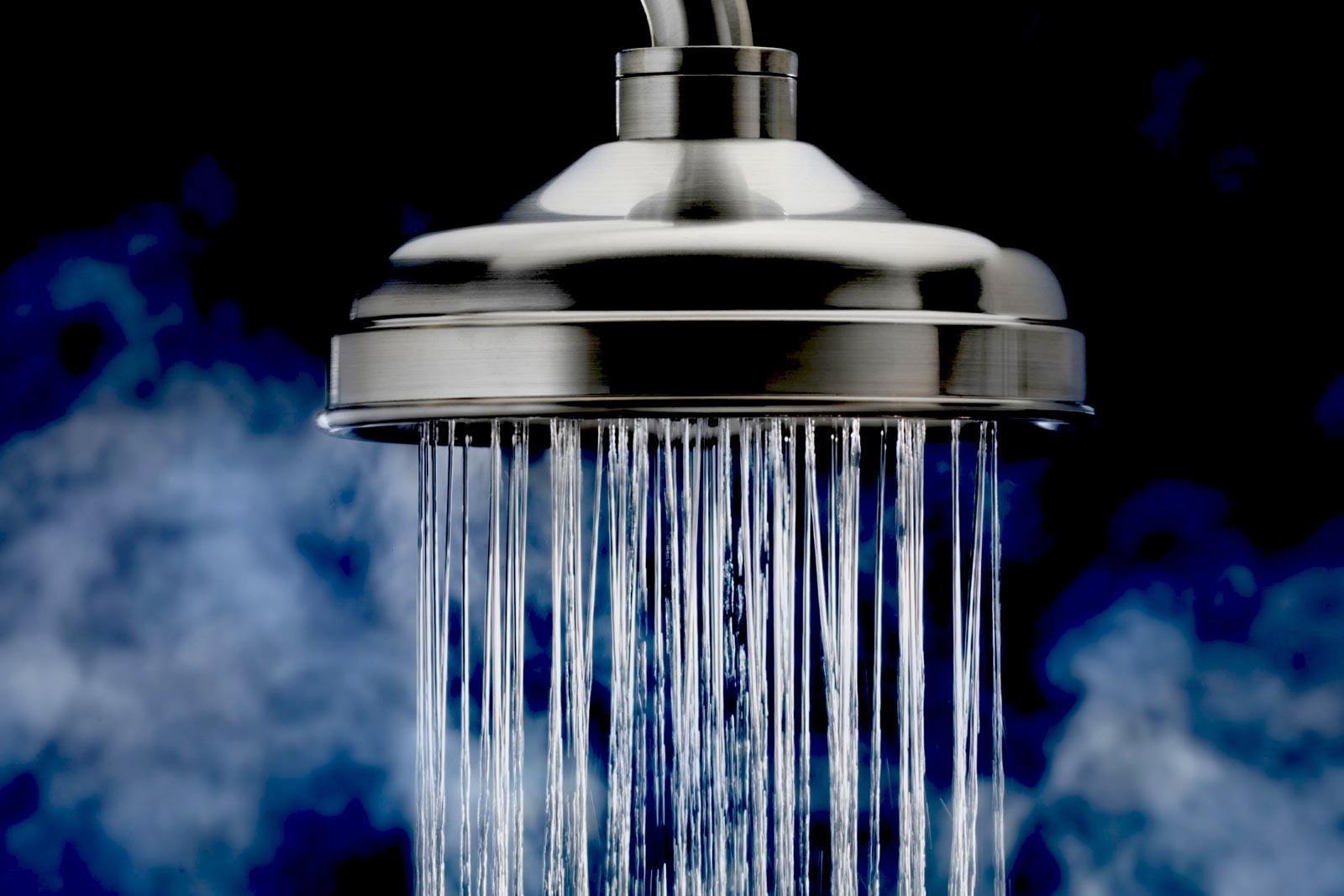 Sử dụng bình nóng lạnh trực tiếp tiết kiệm thời gian chờ nước nóng