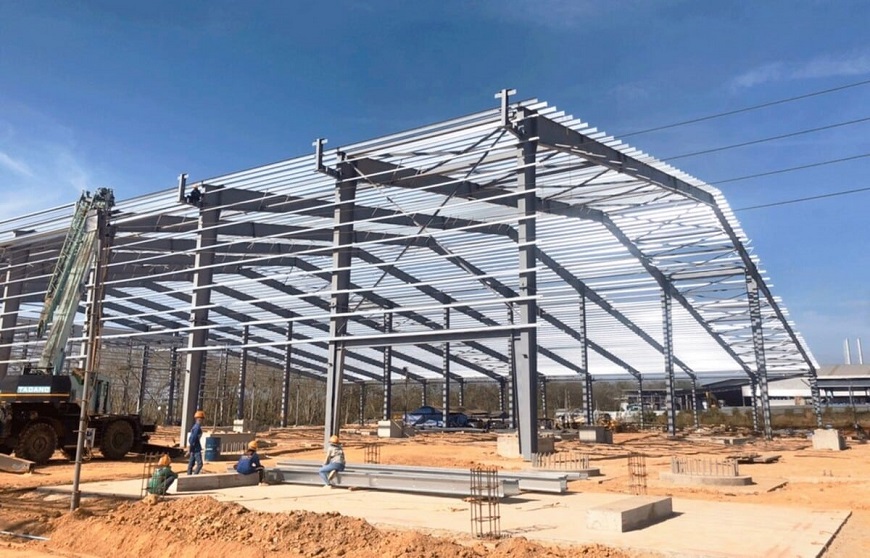 Thép hộp mạ kẽm là vật liệu lý tưởng để xây dựng khung nhà xưởng,