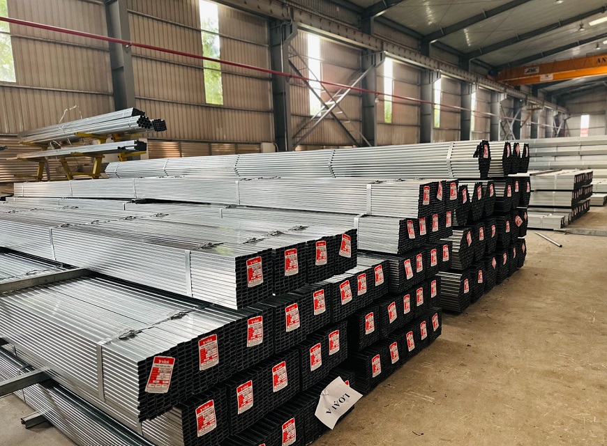 Tận tay kiểm tra sản phẩm khi mua trực tiếp tại đại lý