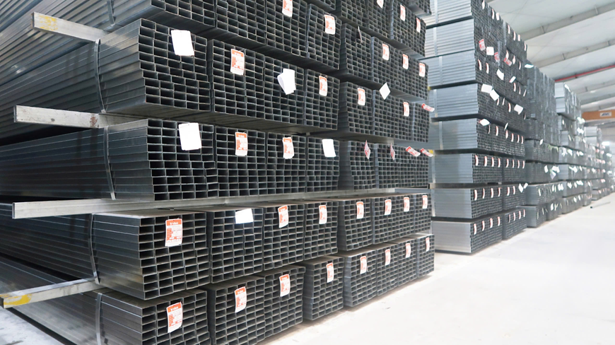 Thép Vitek chính hãng luôn có thẻ thông số kỹ thuật trên từng bó thép, thuận tiện cho việc truy xuất nguồn gốc xuất xứ