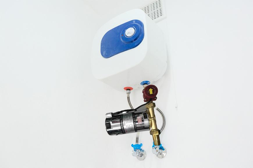 Máy tăng áp giảm cho nguồn nước bình nóng lạnh chảy đều