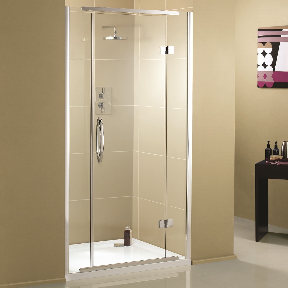 Thiết kế phòng tắm 4m2 vật liệu kính