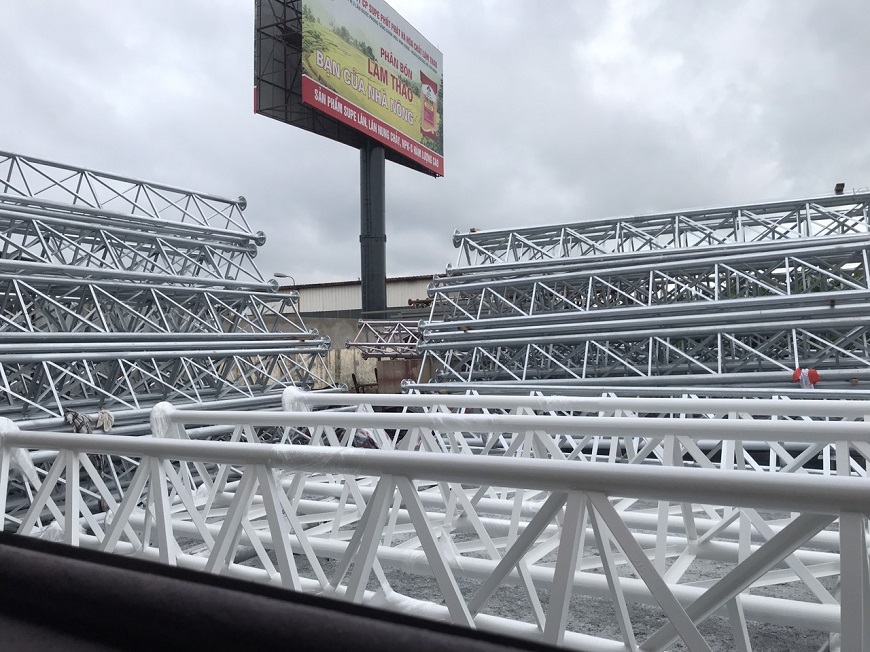 Ống thép mạ kẽm phi 75 dễ dàng lắp đặt và uốn nối trong cách công trình từ đơn giản đến phức tạp