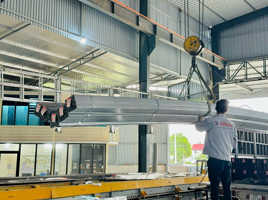 Xác định trọng tải công trình mà ống thép cần chịu để lựa chọn kích thước và độ dày phù hợp