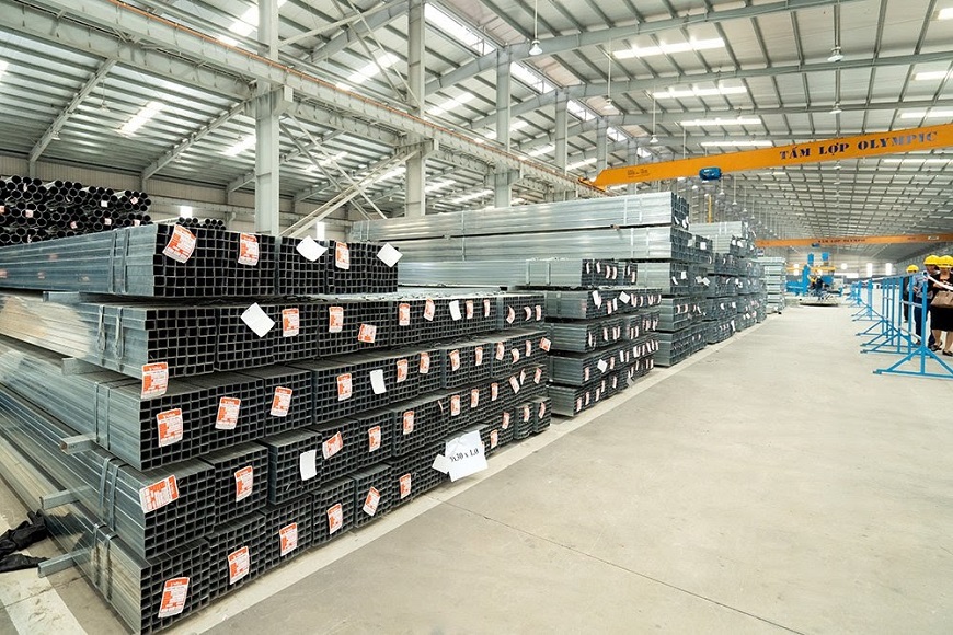 Tất cả các sản phẩm thép ống thép hộp Vitek đều sẽ được dán tem ở phần đầu ống