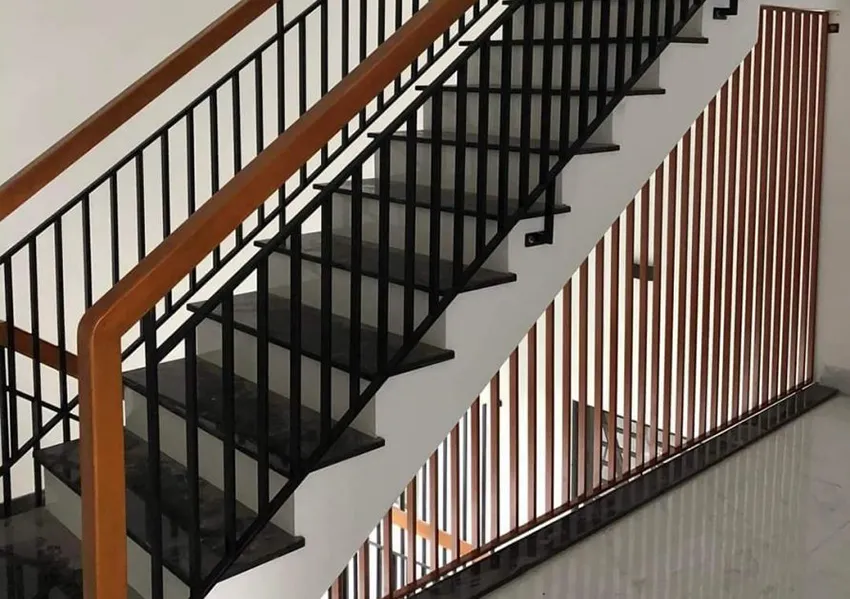 Thép ống hộp mạ kẽm Vitek làm lan can cầu thang